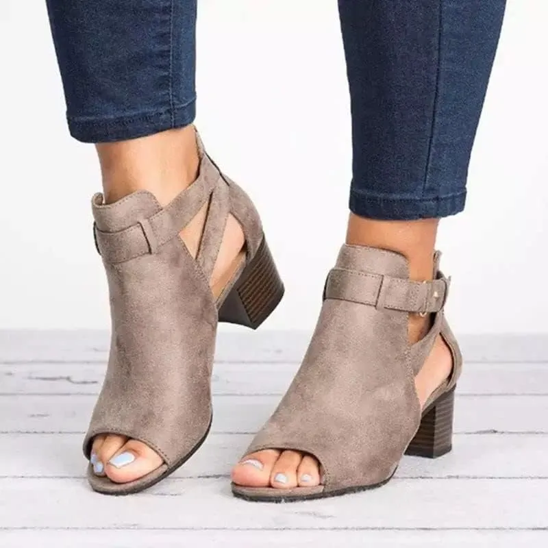 UOQAPRE Women's Chunky Heeled Sandals Ankle Strap Block Dress Pumps Shoes Summer Open Toe Low Heeled Party Sandals for Women